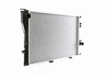 Radiators, Motora dzesēšanas sistēma MAHLE CR 242 000S 9