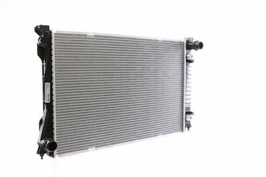 Radiators, Motora dzesēšanas sistēma MAHLE CR 830 000S 9