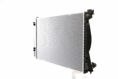 Radiators, Motora dzesēšanas sistēma MAHLE CR 830 000S 7