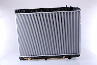 Radiators, Motora dzesēšanas sistēma NISSENS 66759 1