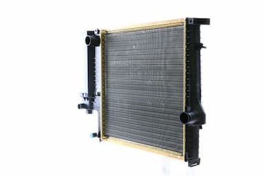 Radiators, Motora dzesēšanas sistēma MAHLE CR 330 000S 3