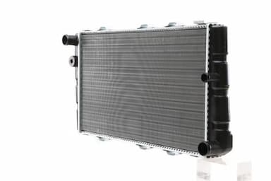 Radiators, Motora dzesēšanas sistēma MAHLE CR 453 000S 3