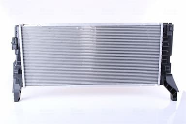 Radiators, Motora dzesēšanas sistēma NISSENS 69711 2