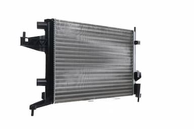 Radiators, Motora dzesēšanas sistēma MAHLE CR 388 000S 5