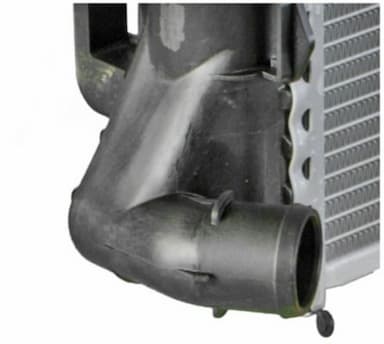 Radiators, Motora dzesēšanas sistēma MAHLE CR 817 000P 10