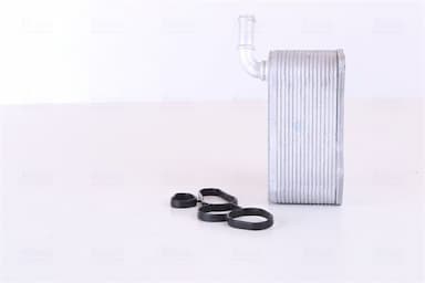 Eļļas radiators, Motoreļļa NISSENS 90660 2