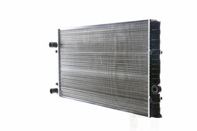 Radiators, Motora dzesēšanas sistēma MAHLE CR 399 000S 2