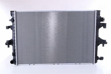 Radiators, Motora dzesēšanas sistēma NISSENS 65285 2