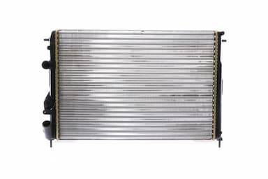 Radiators, Motora dzesēšanas sistēma MAHLE CR 493 000S 3