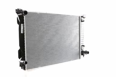 Radiators, Motora dzesēšanas sistēma MAHLE CR 424 000S 9