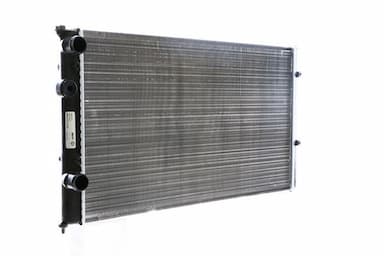 Radiators, Motora dzesēšanas sistēma MAHLE CR 394 000S 9