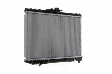 Radiators, Motora dzesēšanas sistēma MAHLE CR 768 000S 9