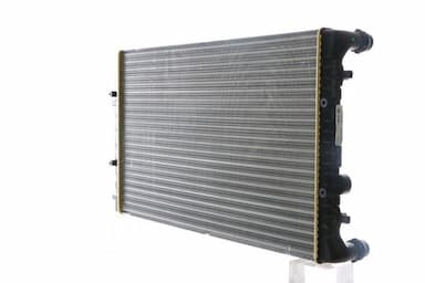 Radiators, Motora dzesēšanas sistēma MAHLE CR 505 000S 7