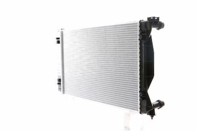 Radiators, Motora dzesēšanas sistēma MAHLE CR 484 000S 6