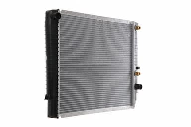 Radiators, Motora dzesēšanas sistēma MAHLE CR 658 000S 10