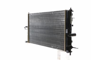 Radiators, Motora dzesēšanas sistēma MAHLE CR 562 000S 7