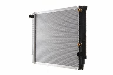 Radiators, Motora dzesēšanas sistēma MAHLE CR 658 000S 4