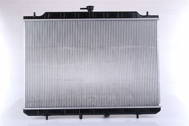 Radiators, Motora dzesēšanas sistēma NISSENS 68724 2