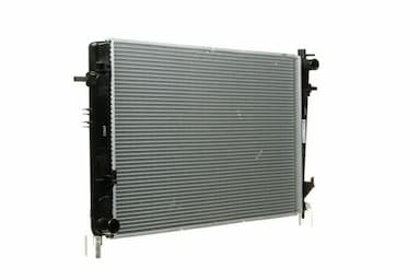 Radiators, Motora dzesēšanas sistēma MAHLE CR 909 000P 10