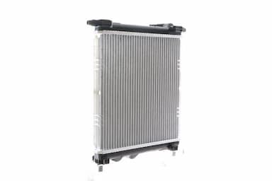 Radiators, Motora dzesēšanas sistēma MAHLE CR 831 000S 5