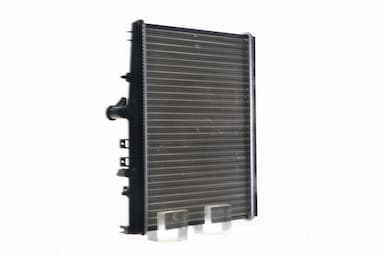 Radiators, Motora dzesēšanas sistēma MAHLE CR 883 000S 7