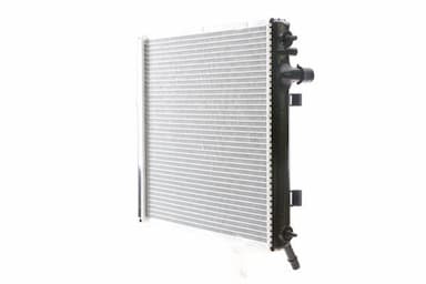 Radiators, Motora dzesēšanas sistēma MAHLE CR 556 000S 7