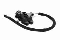 Aizmugurējo durvju slēdzene