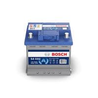 Startera akumulatoru baterija